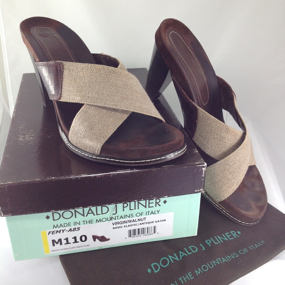 Donald J. Pliner Femy Crisscross Slip-on Sandals